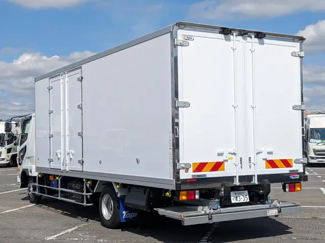 三菱 ファイター 2KG-FK65F(2WD)の写真3