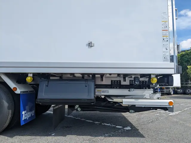 三菱 ファイター 2KG-FK65F(2WD)の写真23