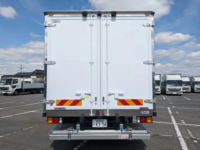 三菱 ファイター 2KG-FK65F(2WD)の写真5