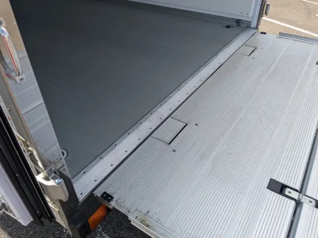 三菱 ファイター 2KG-FK65F(2WD)の写真12