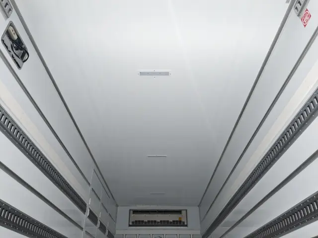 三菱 ファイター 2KG-FK65F(2WD)の写真16