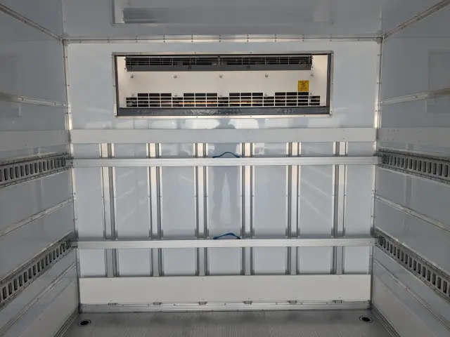 三菱 ファイター 2KG-FK65F(2WD)の写真19