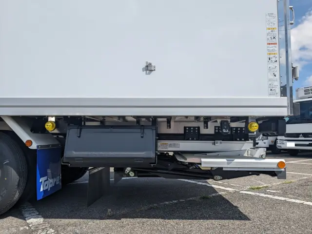 三菱 ファイター 2KG-FK65F(2WD)の写真23