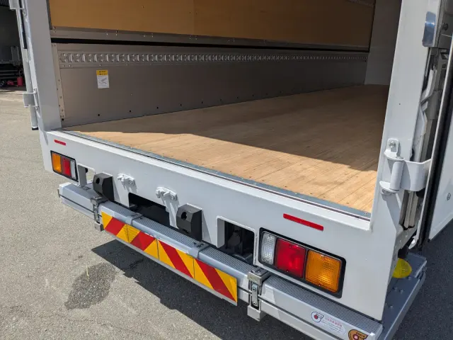 三菱 ファイター 2KG-FK65F(2WD)の写真16
