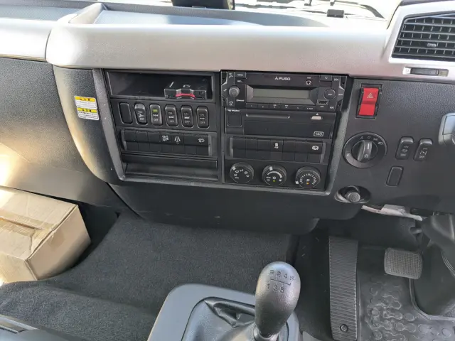 三菱 ファイター 2KG-FK65F(2WD)の写真28