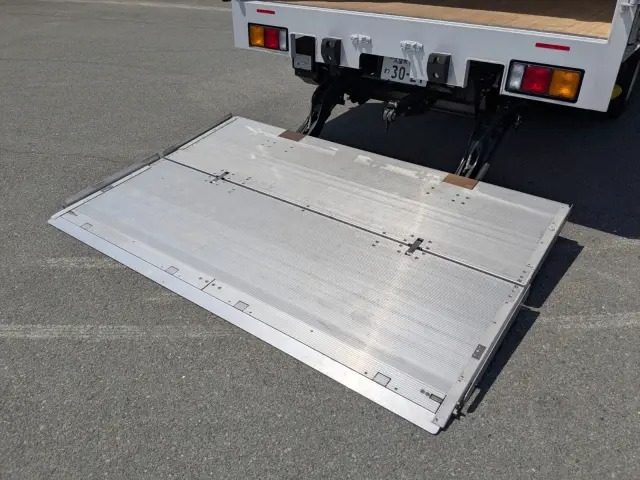 三菱 ファイター 2KG-FK65F(2WD)の写真36