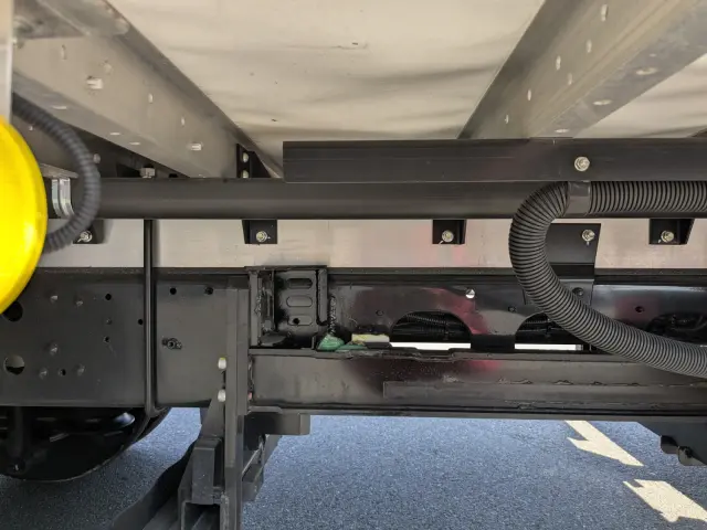 三菱 ファイター 2KG-FK65F(2WD)の写真10