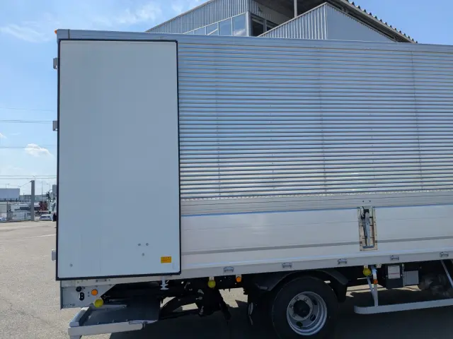 三菱 ファイター 2KG-FK65F(2WD)の写真13