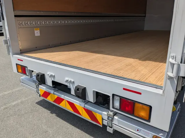 三菱 ファイター 2KG-FK65F(2WD)の写真17