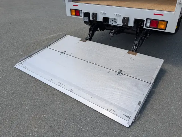 三菱 ファイター 2KG-FK65F(2WD)の写真37