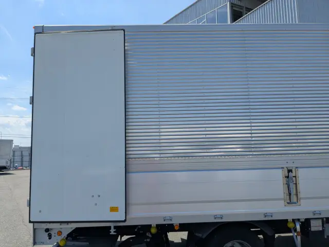 三菱 ファイター 2KG-FK65F(2WD)の写真13