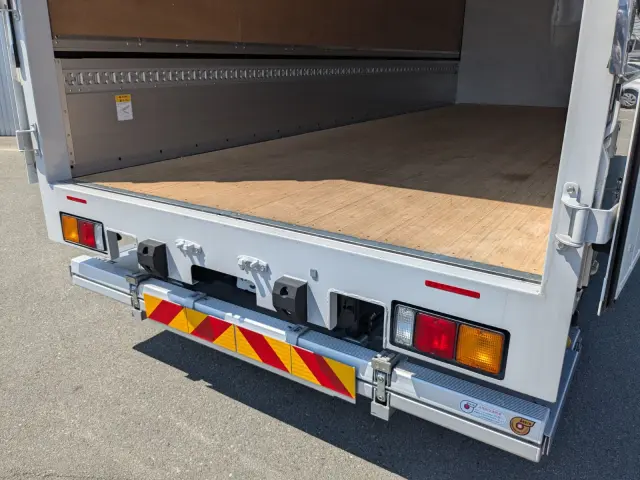 三菱 ファイター 2KG-FK65F(2WD)の写真17