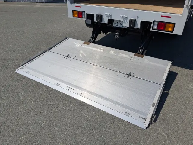 三菱 ファイター 2KG-FK65F(2WD)の写真37