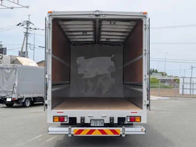 三菱 ファイター 2KG-FK65F(2WD)の写真8