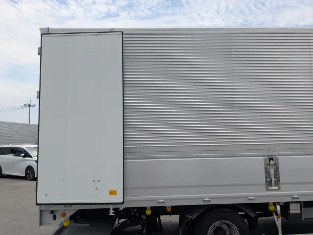 三菱 ファイター 2KG-FK65F(2WD)の写真13
