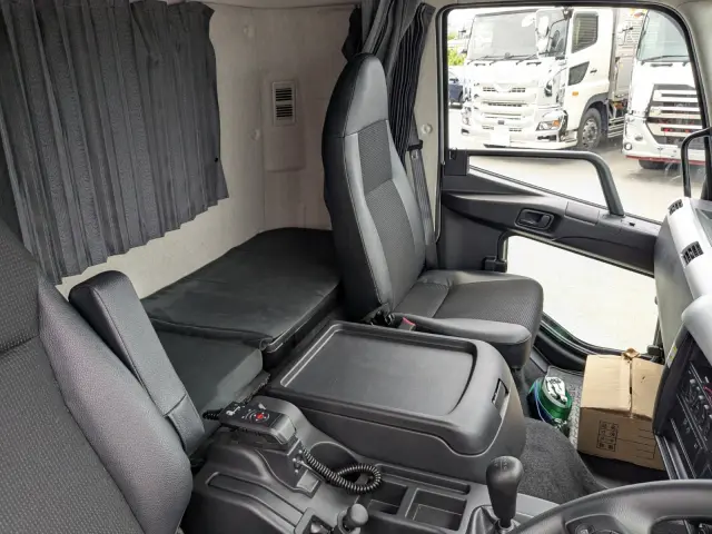 三菱 ファイター 2KG-FK65F(2WD)の写真40