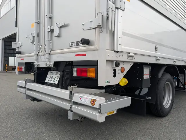 三菱 キャンター 2RG-FEB50(2WD)の写真6