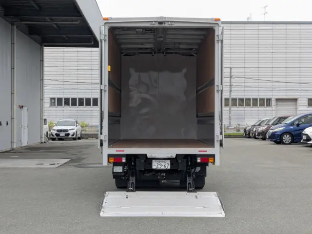 三菱 キャンター 2RG-FEB50(2WD)の写真9