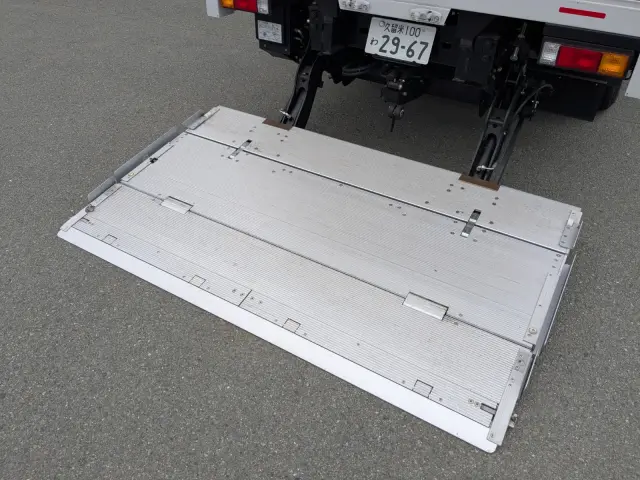 三菱 キャンター 2RG-FEB50(2WD)の写真10