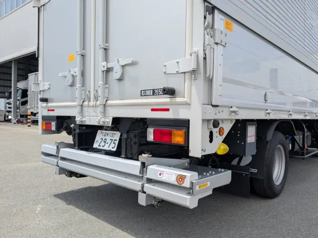 三菱 キャンター 2RG-FEB50(2WD)の写真6
