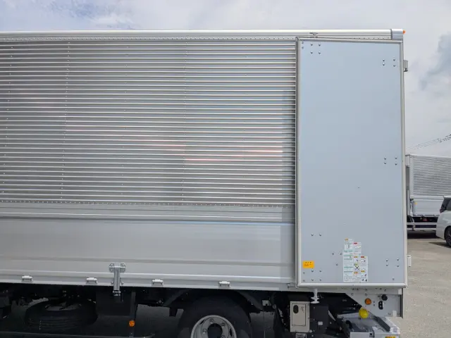 三菱 キャンター 2RG-FEB50(2WD)の写真9