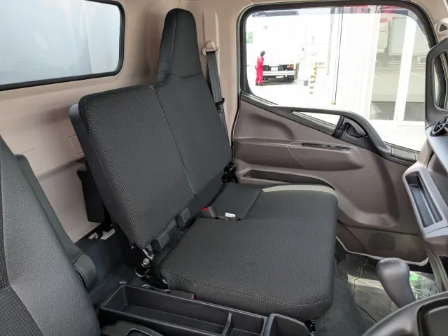 三菱 キャンター 2RG-FEB50(2WD)の写真27