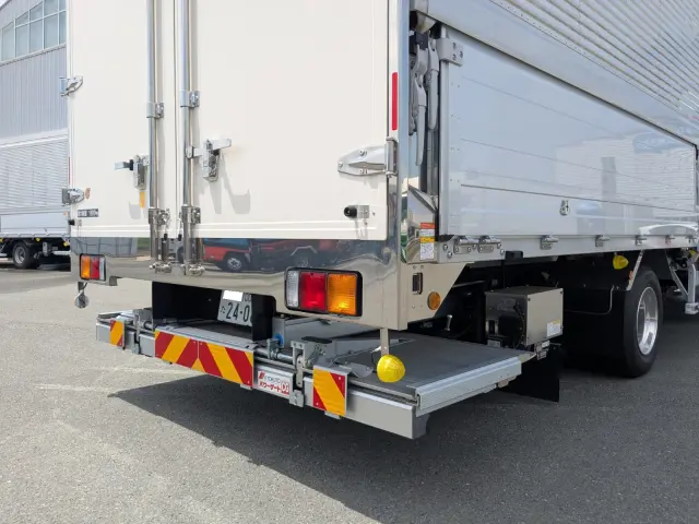 三菱 ファイター 2KG-FK65F(2WD)の写真6