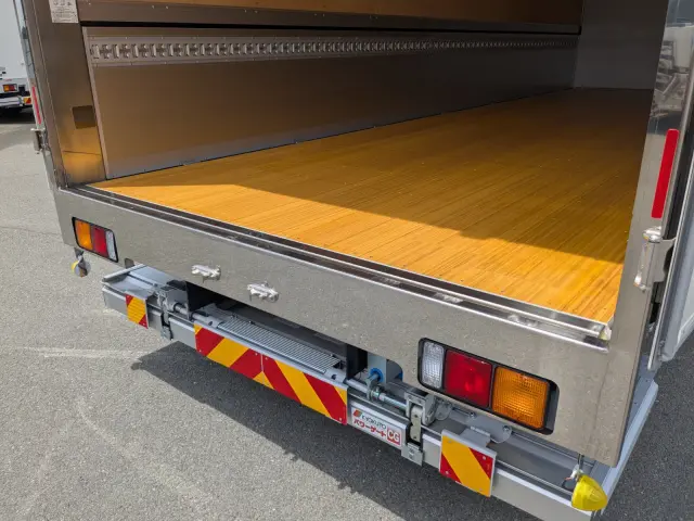 三菱 ファイター 2KG-FK65F(2WD)の写真13