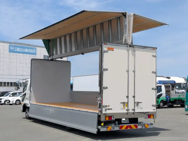 三菱 ファイター 2KG-FK65F(2WD)の写真19