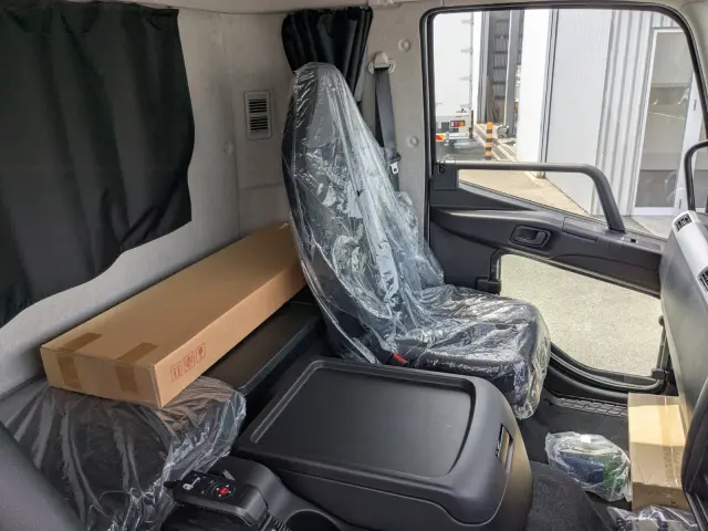 三菱 ファイター 2KG-FK65F(2WD)の写真27