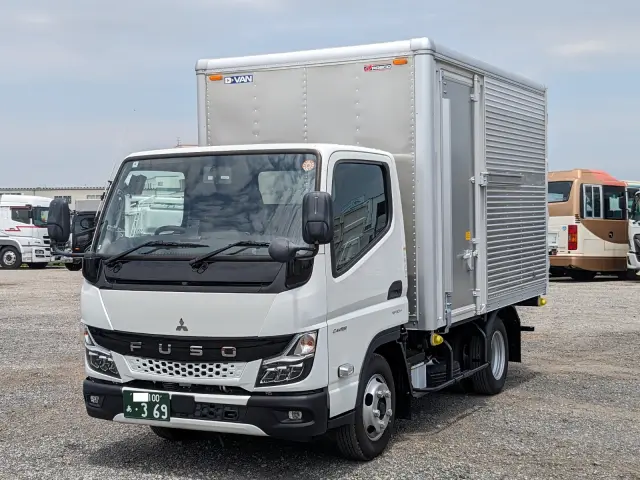 三菱 キャンター 2RG-FBA20(2WD)の写真1