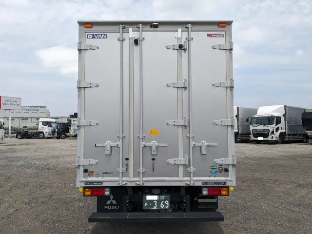 三菱 キャンター 2RG-FBA20(2WD)の写真5