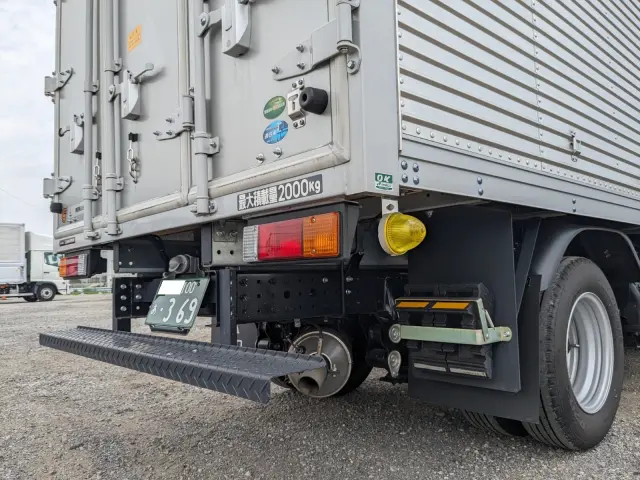 三菱 キャンター 2RG-FBA20(2WD)の写真6