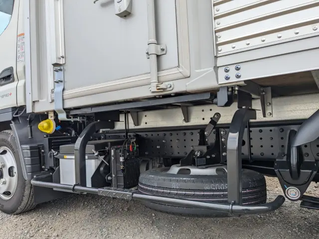 三菱 キャンター 2RG-FBA20(2WD)の写真24