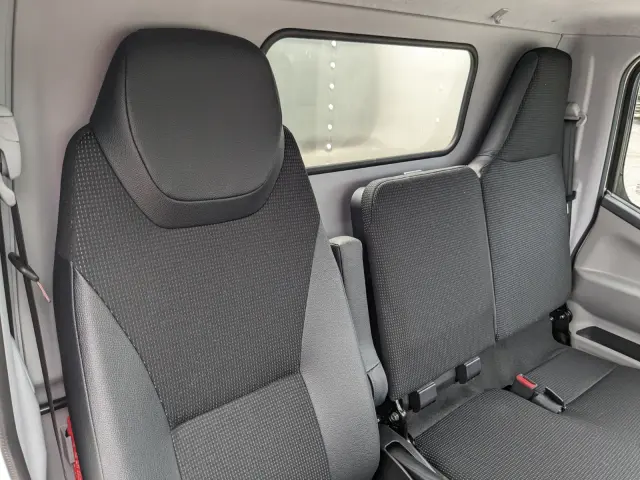 三菱 キャンター 2RG-FBA20(2WD)の写真36