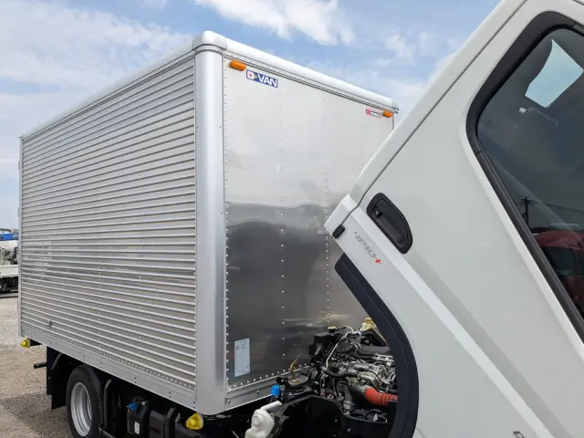 三菱 キャンター 2RG-FBA20(2WD)の写真43