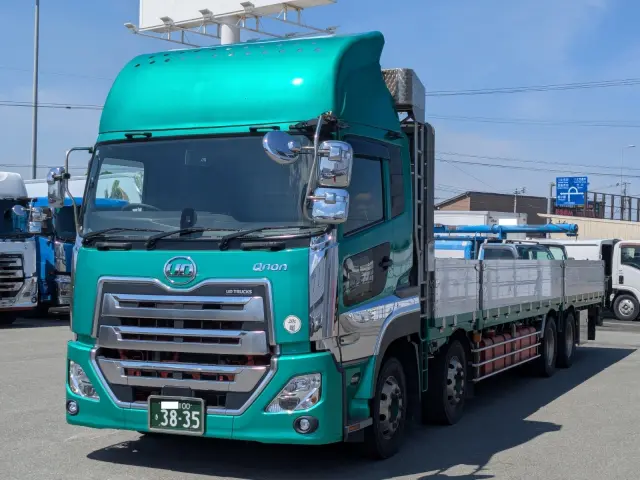 UD クオン 2PG-CG5CA(8x4)の写真1