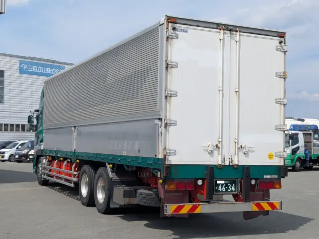 UD クオン QPG-CD5ZA(6x2)の写真3