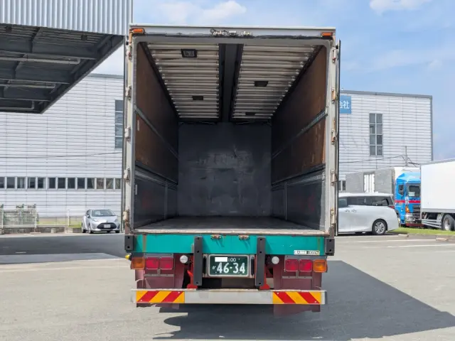 UD クオン QPG-CD5ZA(6x2)の写真8