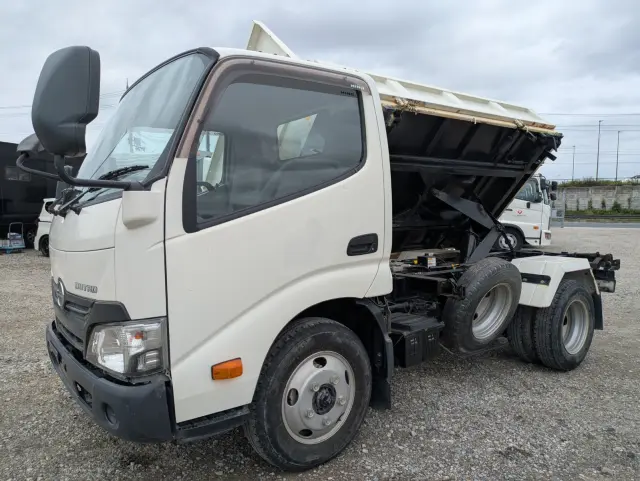 日野 デュトロ TKG-XZU620T(2WD)の写真34