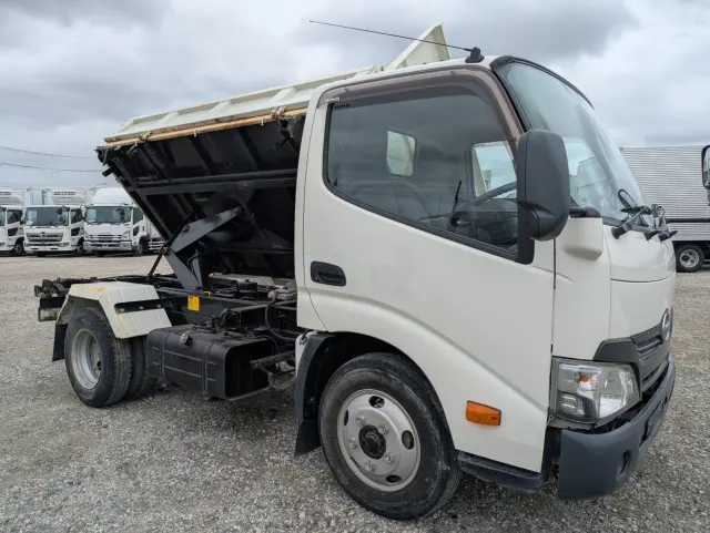 日野 デュトロ TKG-XZU620T(2WD)の写真37