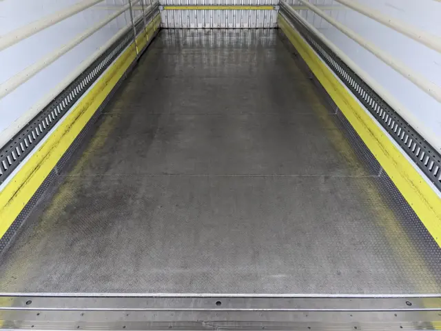 日野 レンジャー 2KG-FD2ABG(2WD)の写真13