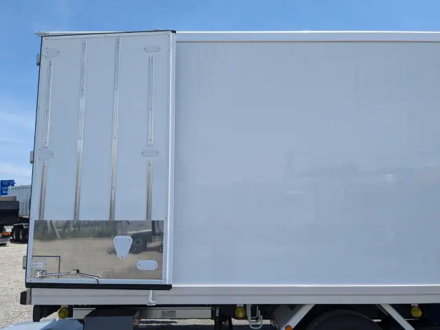 三菱 ファイター 2KG-FK65F(2WD)の写真35