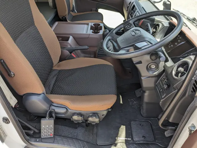日野 レンジャー 2KG-FD2ABG(2WD)の写真28
