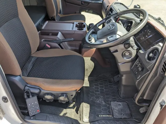 日野 レンジャー 2KG-FD2ABG(2WD)の写真20