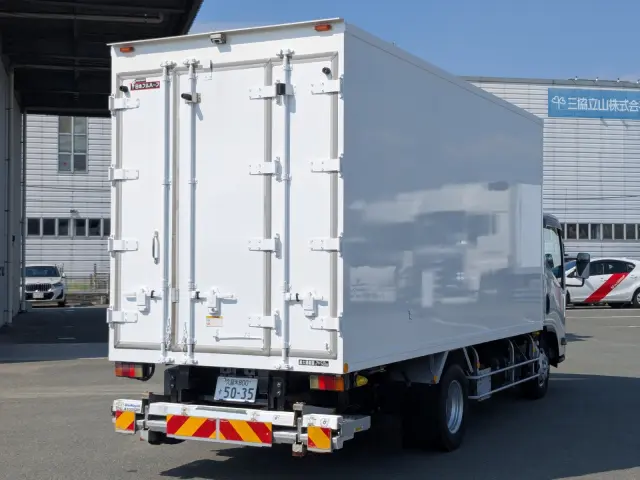 いすゞ エルフ TRG-NMR85AN(2WD)の写真4