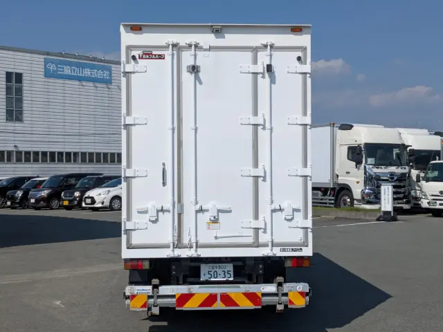 いすゞ エルフ TRG-NMR85AN(2WD)の写真7