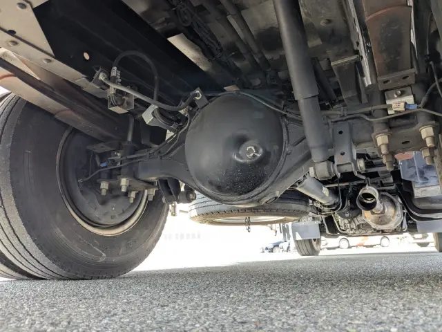 いすゞ エルフ TRG-NMR85AN(2WD)の写真15