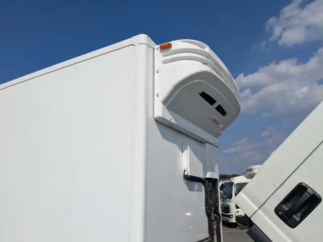 いすゞ エルフ TRG-NMR85AN(2WD)の写真47