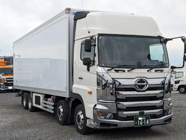 日野 プロフィア 2DG-FW1AHC(2WD)の写真2